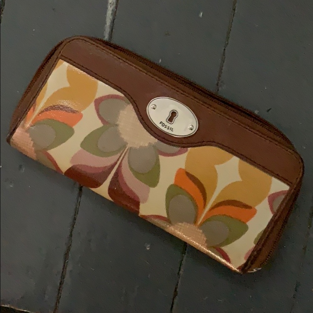 Floral wallet